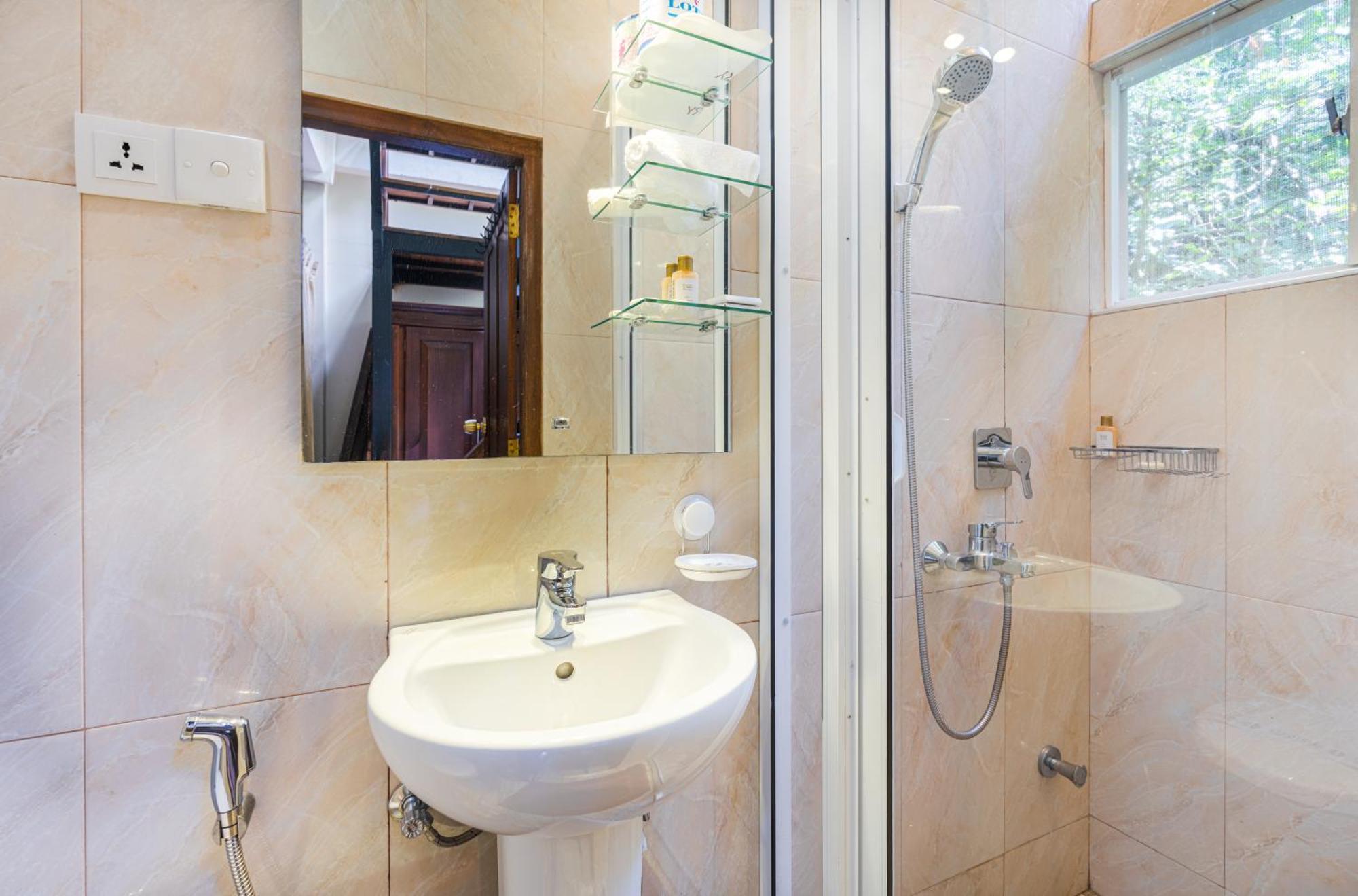 The Riverston Grand Матале Стая снимка